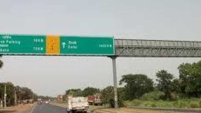 DHANBAD: चुनावी मौसम आने ही वाला है,वोटर तो पूछेंगे ही कि राशि मिलने के बाद भी सॉलिड वेस्ट और ट्रॉमा सेंटर का क्या हुआ