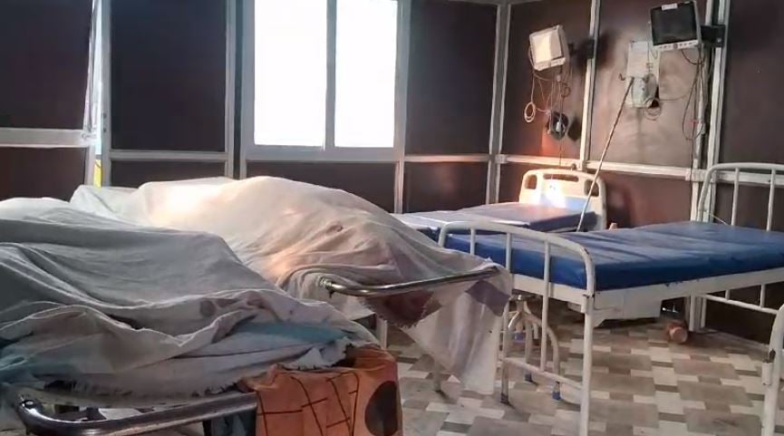 गोपालगंज: मॉडल सदर अस्पताल में दो दिनों से सड़ रहीं चार लाशें, बदबू से मरीज परेशान