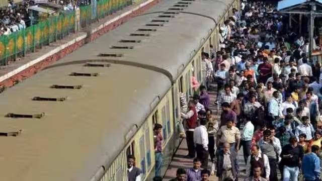 दिवाली औऱ महापर्व छठ को देखते हुए रेलवे का बड़ा फैसला, दिल्ली से पटना के बीच इन स्पेशल ट्रेन चलाने का लिया निर्णय