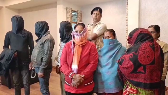 धोनी के नाम पर बच्चे का अपहरण, 1 लाख 20 हजार में हुआ था सौदा, देखिए पुलिस ने अपराधियों के चंगुल से कैसे मुक्त कराया बच्चा