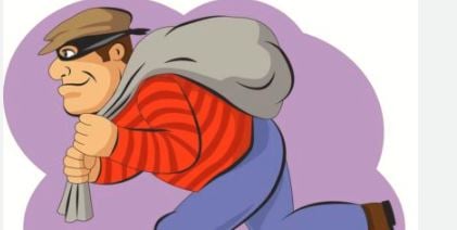 चोरी-छिनतई का नया ट्रेंड : ‘’बाइकसवार ने कहा मैं SP का आदमी हूं, गहने पहनकर मत घूमिए’’ साढ़े छह लाख रुपए के गहने लेकर हुआ फरार