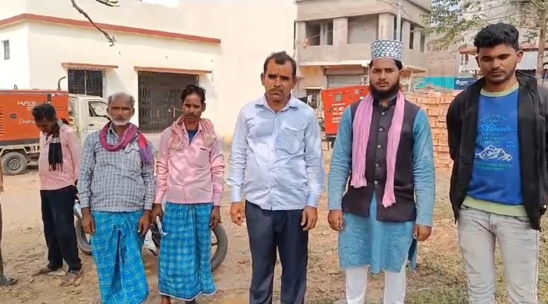 दुमका:दामाद को समझाना सास को पड़ा महंगा, बेरहम दामाद ने उतारा मौत के घाट, दामाद सहित 7 पर एफआईआर