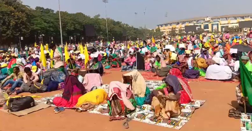 सरना धर्मकोड को लेकर आदिवासियों का बड़ा ऐलान, कहा 30 दिसंबर तक निर्णय नहीं हुआ तो करेंगे रेल और सड़क जाम, जानिए