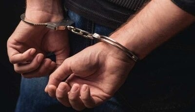 DHANBAD!!पिस्टल के साथ पुलिस के हत्थे चढ़े तीन युवक ,वाहन चेकिंग करने में मिली सफलता