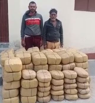 उडीसा से बक्सर जा रहे 374 किलो गांजा बरामद, ट्रक में छिपा कर ले जा रहे थे तस्कर