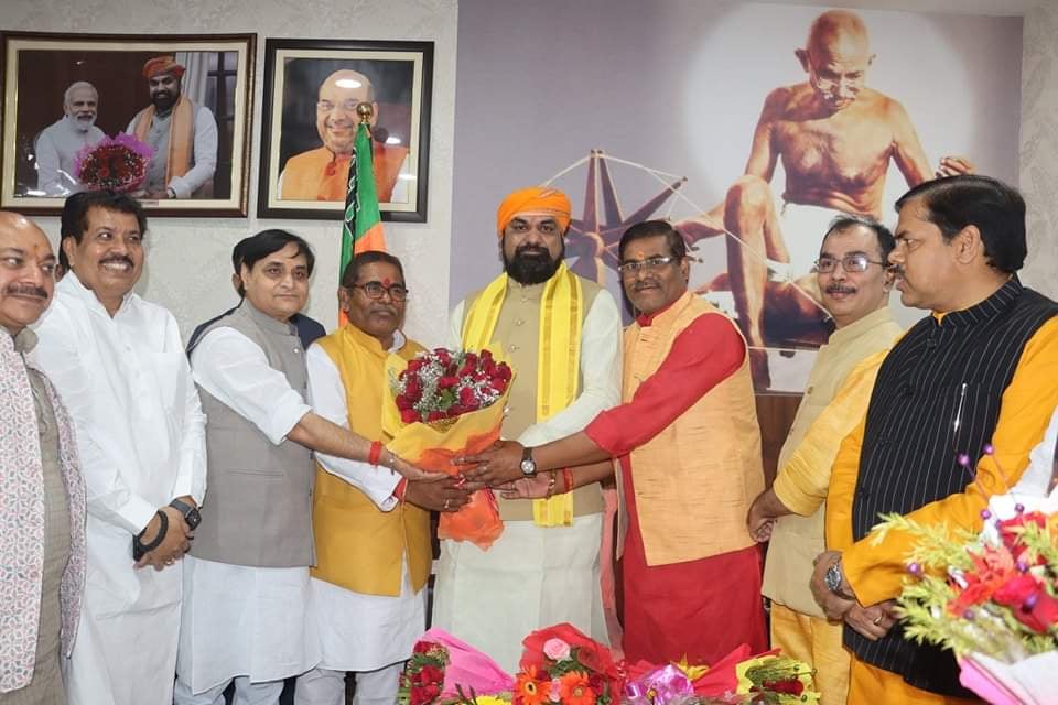 सम्राट चौधरी के जन्मदिन पर आम से लेकर खास लोगों ने दी शुभकामना, कार्यकर्ताओं ने लालू नीतीश राज को उखाड़ फेंकने का लिया संकल्प