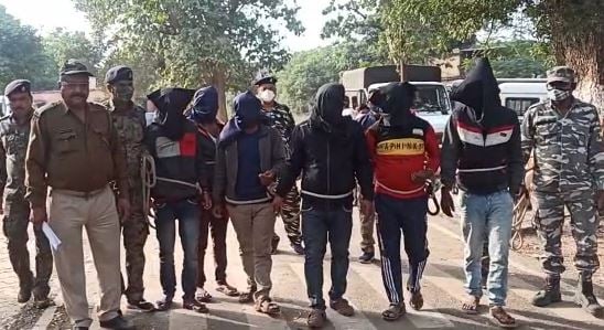 डकैती कांड का पुलिस ने किया खुलासा, 6 अपराधी गिरफ्तार