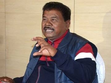 सीएनटी-एसपीटी एक्ट: थाना क्षेत्र में बदलाव की खबरें भ्रामक! पूर्व मंत्री बंधू तिर्की का दावा अभी तो सिर्फ मांगे गये हैं सुक्षाव, सालखन मुर्मू भी रखे अपनी राय