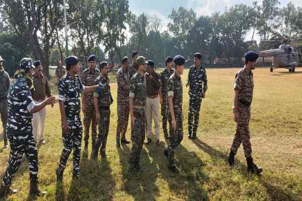 चाईबासा:सारंडा के जंगल में पुलिस और नक्सलियों से मुठभेड़ होने से बचा, एक किमी के फासले पर थे नक्सली, पढ़ें क्यों नहीं हुई मुठभेड़