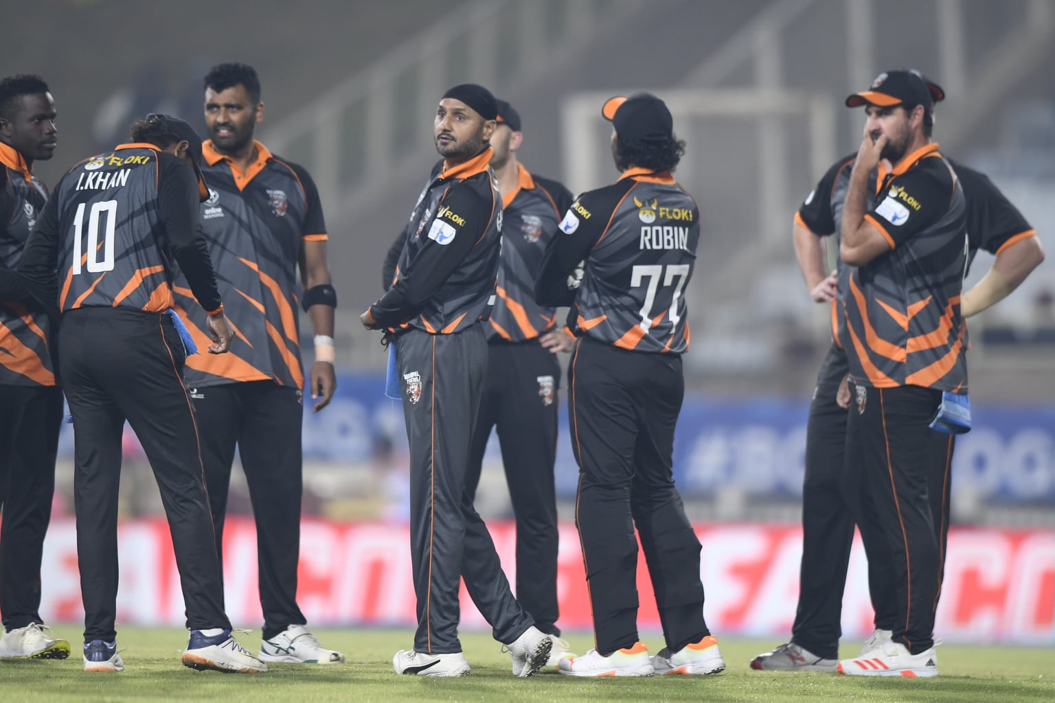 अवाना और परेरा की आक्रमक गेंदबाजी, गेल और कैलिस की आंधी को रोक मणिपल टाइगर्स ने गुजरात जायंट्स को दी शिकस्त