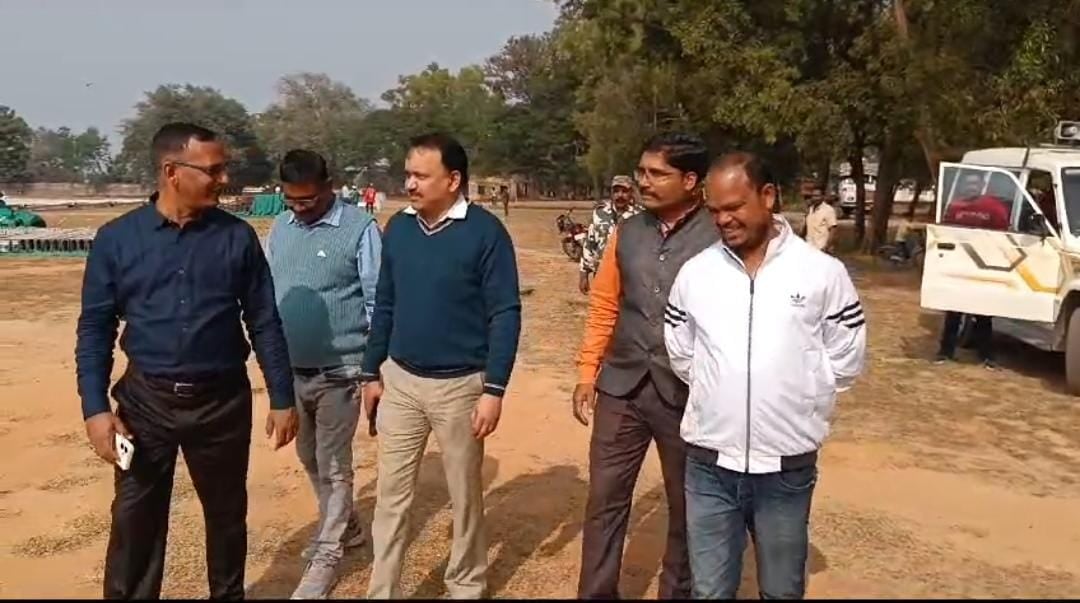 28 नवंबर को लोहरदगा दौरे पर रहेंगे सीएम हेमंत सोरेन, आपकी योजना आपकी सरकार आपके द्वार कार्यक्रम में लेंगे हिस्सा, पढ़ें क्या है तैयारी