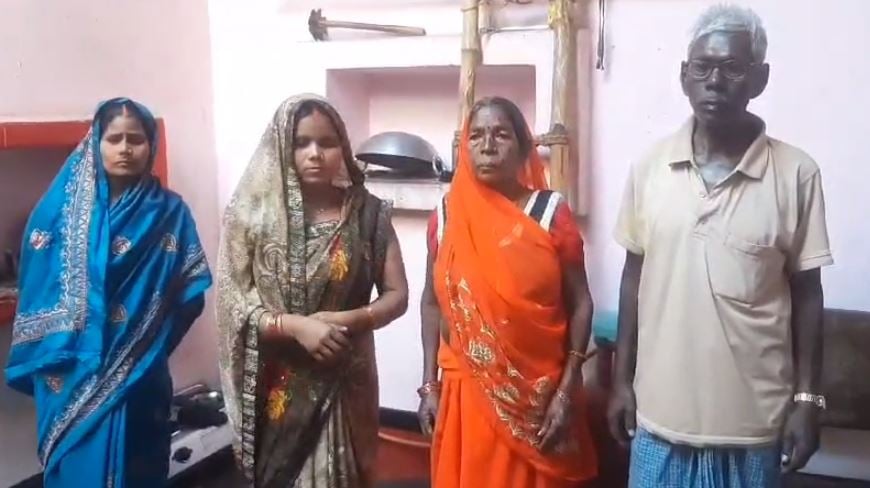 रोहतास : उत्तरकाशी टनल में फंसे सुशील शर्मा के परिवार का छलका दर्द, 11 महीनों से नहीं आया था घर, अब जश्न मना रहा परिवार