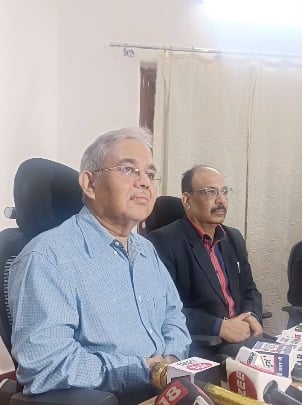 शिक्षक भर्ती परीक्षा के दूसरे चरण की परीक्षा 7 दिसंबर से शुरू, ओएमआर शीट से छेड़खानी नहीं करने का बीपीएससी अध्यक्ष ने दिया निर्देश