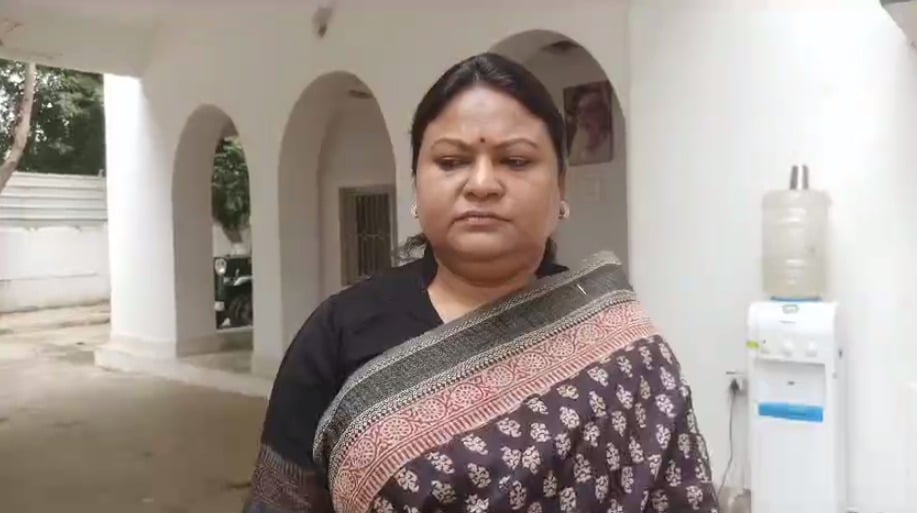 बाबूलाल के लॉ एंड आर्डर बयान पर सीता सोरेन ने किया पलटवार, कहा -एक ही सुर आलाप रही भाजपा