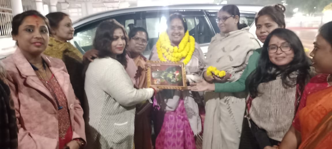 मिशन 2024 की तैयारी , देवघर पहुंची बीजेपी महिला मोर्चा की राष्ट्रीय अध्यक्ष, कहा-  झारखंड की 14 लोकसभा सीटों पर खिलेगा कमल