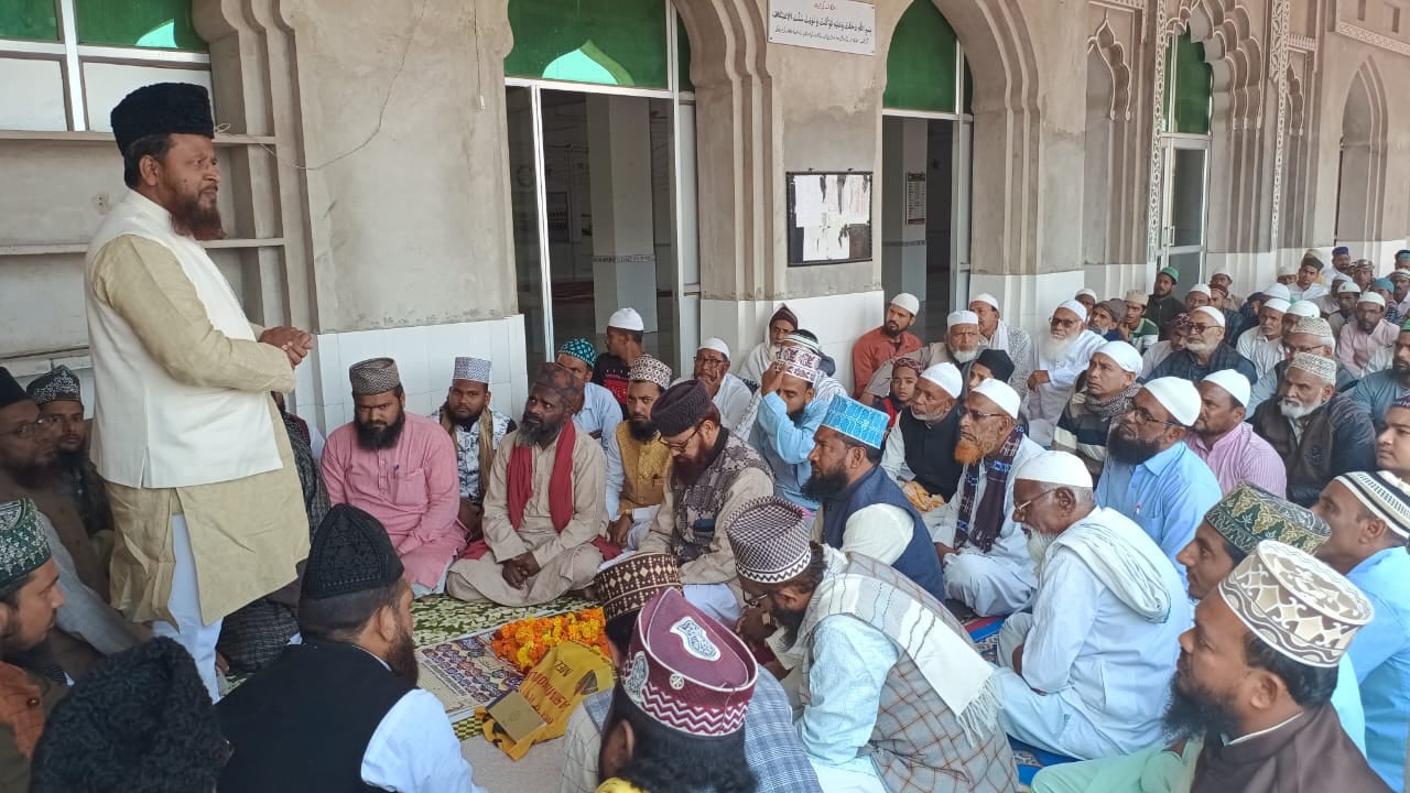 चुनाव से पहले गोलबंद होने लगे मुसलमान! पूछ रहे सवाल आखिर बदहाली का जिम्मेवार कौन, डाल्टनगंज में होगी बड़ी बैठक