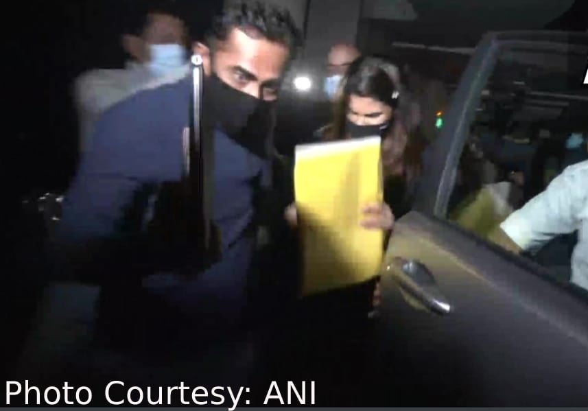 ईडी के दिल्ली कार्यालय में जैकलीन की पेशी, मनी लॉन्ड्रिंग केस में होगी पूछताछ