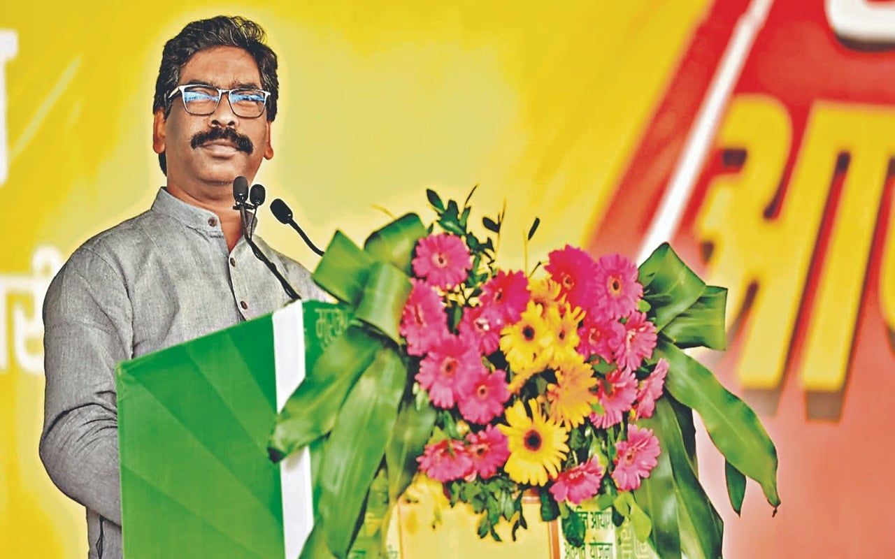 अब आठ नहीं 12 लाख बेघरों को मिलेगा तीन कमरे का आलीशान बंगला, सीएम हेमंत  ने किया लाभूकों की संख्या बढ़ाने का एलान