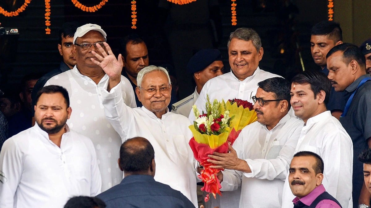 बैठक से पहले शिवसेना का सवाल, 28 घोड़ों के इस रथ का सारथी कौन! इधर एक “निश्चय एक, नीतीश” के साथ पीएम पद पर दावेदारी तेज