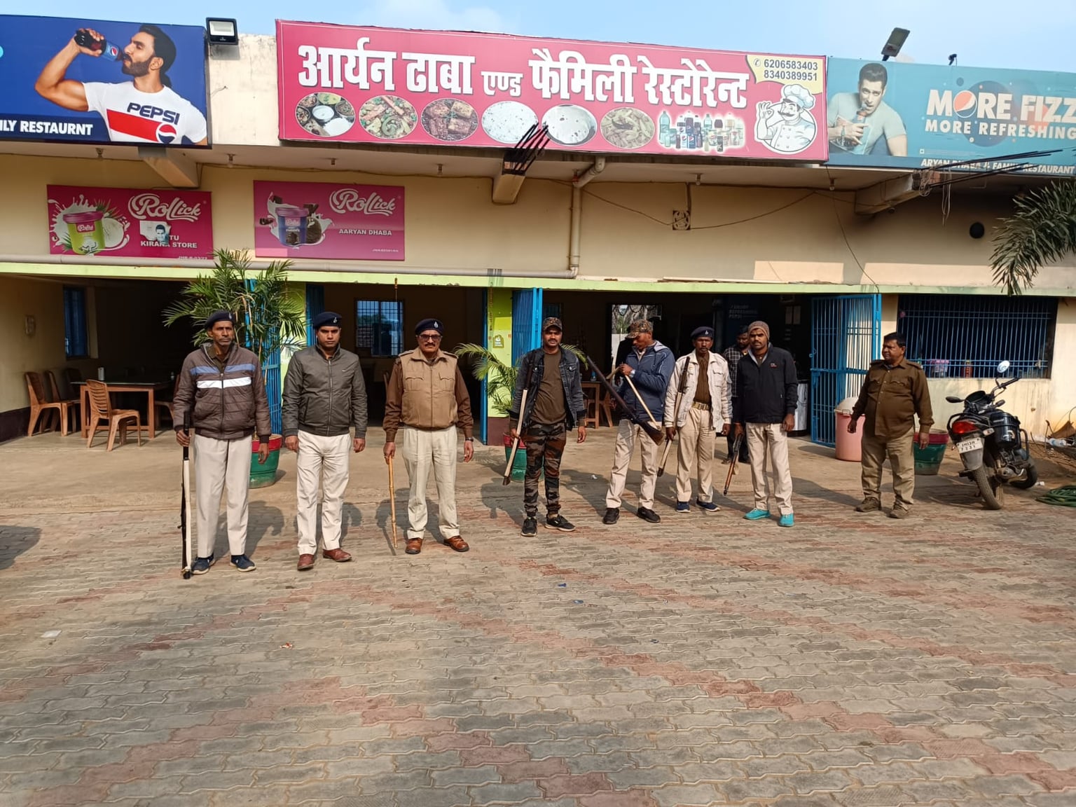 नए साल के आगमन को लेकर अवैध शराब के खिलाफ उत्पाद विभाग की छापेमारी, भारी मात्रा में शराब जब्त , 6 गिरफ्तार