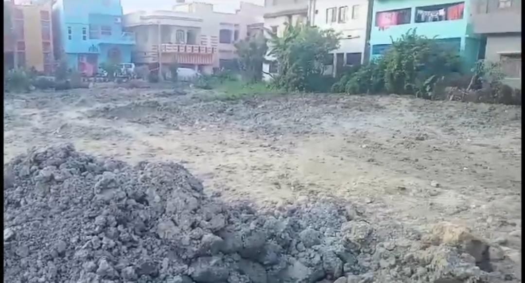 बिहार: प्रशासन की मिलीभगत से भूमाफियाओं ने किया बड़ा कारनामा! रातों रात गटक गये सरकारी तालाब, पढ़ें कैसे
