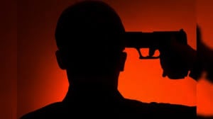 किचन में खून से लथपथ  मृत पड़ी थी महिला दरोगा, यह था मामला