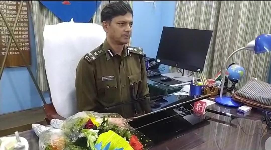 दुमका पहुंचते ही डीआईजी संजीव कुमार का भव्य स्वागत,कहा जो दायित्व मिला है पूरी लगन से करेंगे निर्वहन