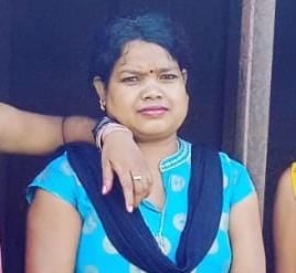 दुमका:संदिग्ध अवस्था में लॉज के कमरे से मिली युवती की लाश, मौके पर पहुंची फॉरेंसिक जांच टीम, पढ़ें पूरा मामला