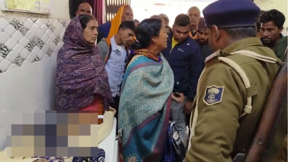 पहले शादी फिर जेल, छूटते ही पत्नी की गोली मारकर हत्या, इलाके में फैली सनसनी