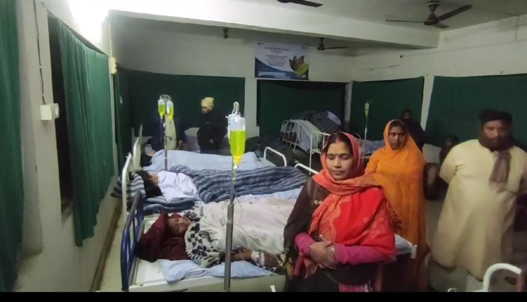 बिहार:खाने के बाद स्कूल में बिगड़ी बच्चियों की तबियत, बेहोशी की हालत में छोड़कर फरार हुए सभी शिक्षक