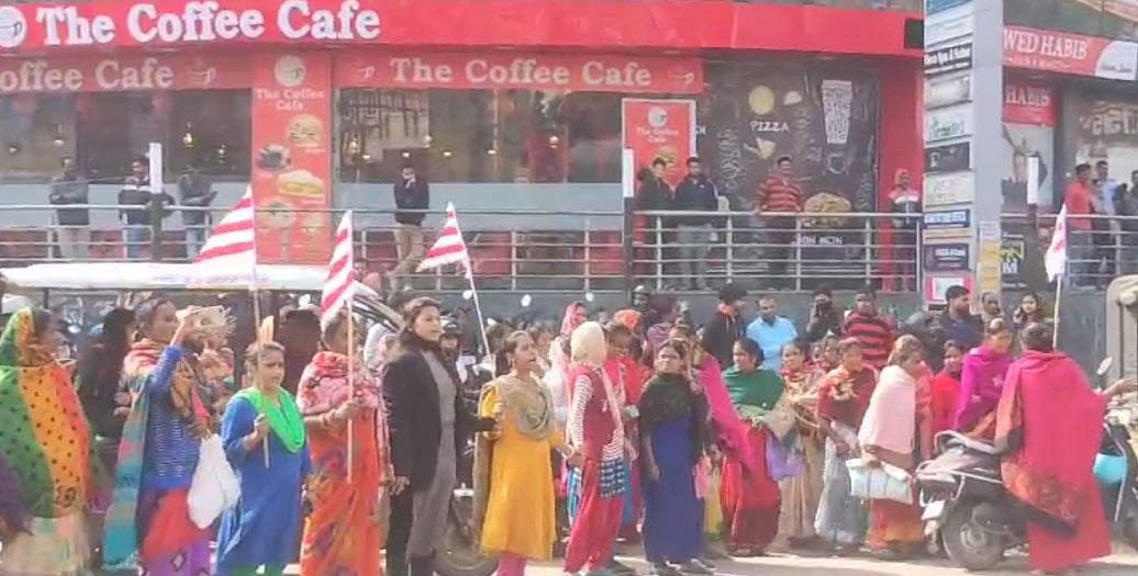 10 हजार घूस नहीं देने पर उत्पाद विभाग ने  किया टॉर्चर! जानिए नितेश की मौत की पूरी कहानी