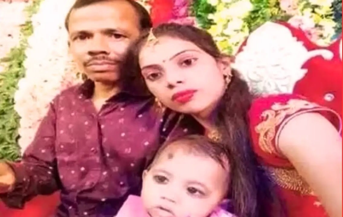 प्रेम विवाह से नाराज पिता ने बेटी, दामाद व नातिन को उतारा मौत के घाट, जानिए पूरा मामला
