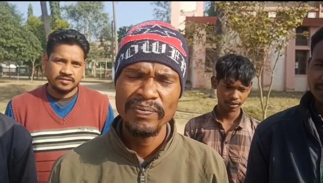 गुमला:सूखाग्रस्त घोषित होने के बाद भी किसानों को राहत नहीं! पलायन को मजबूर है अन्नदाता, पढ़ें क्यों होता है राहत राशि मिलने में विलंब
