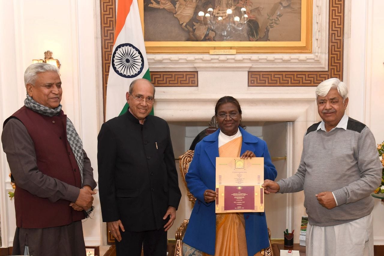 राष्ट्रपति द्रौपदी मुर्मू को राम मंदिर उद्घाटन का मिला निमंत्रण, जानिए राष्ट्रपति ने क्या कहा
