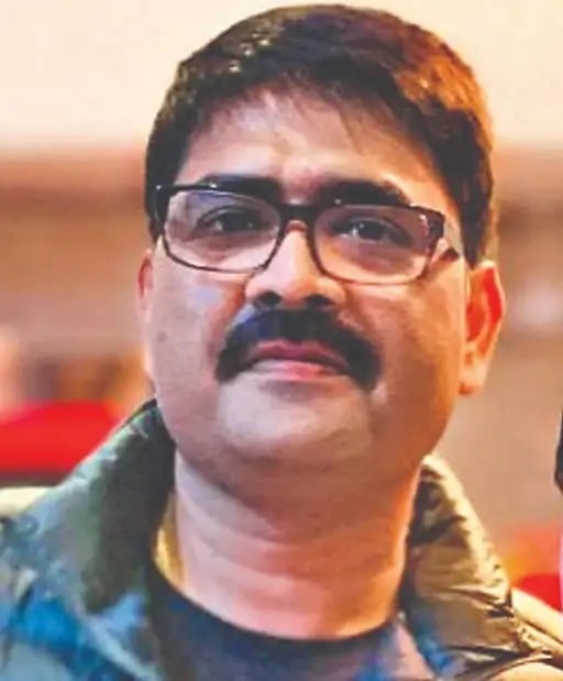 आर्किटेक्ट विनोद सिंह से ईडी की पूछताछ आज! समन के बावजूद नहीं पहुंचे थें डीसी साहिबगंज, अभिषेक प्रसाद पिंटू की हाजिरी पर भी सशंय