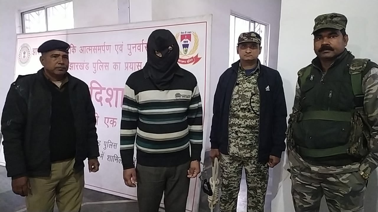 चर्चित ॐ ट्रेवल्स के मैनेजर हत्याकांड का उद्भेदन, महिला के साथ अवैध संबंध में गई सनोज की जान, गोड्डा से आया था अपराधी