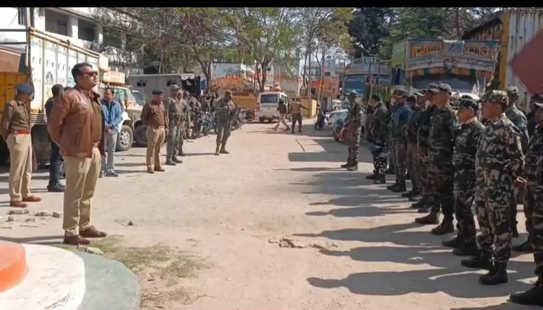 22 जनवरी अयोध्या राम लला की प्राण प्रतिष्ठा को लेकर लोहरदगा प्रशासन अलर्ट! डीसी और एसपी ने किया फ्लैग मार्च, पढ़ें लोगों से क्या अपील की