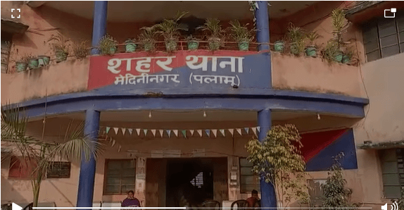 जिसकी थी देखभाल की जिम्मेवारी, वही निकला चोर, लॉकर से गायब गहनों की पढ़िए क्या है कहानी