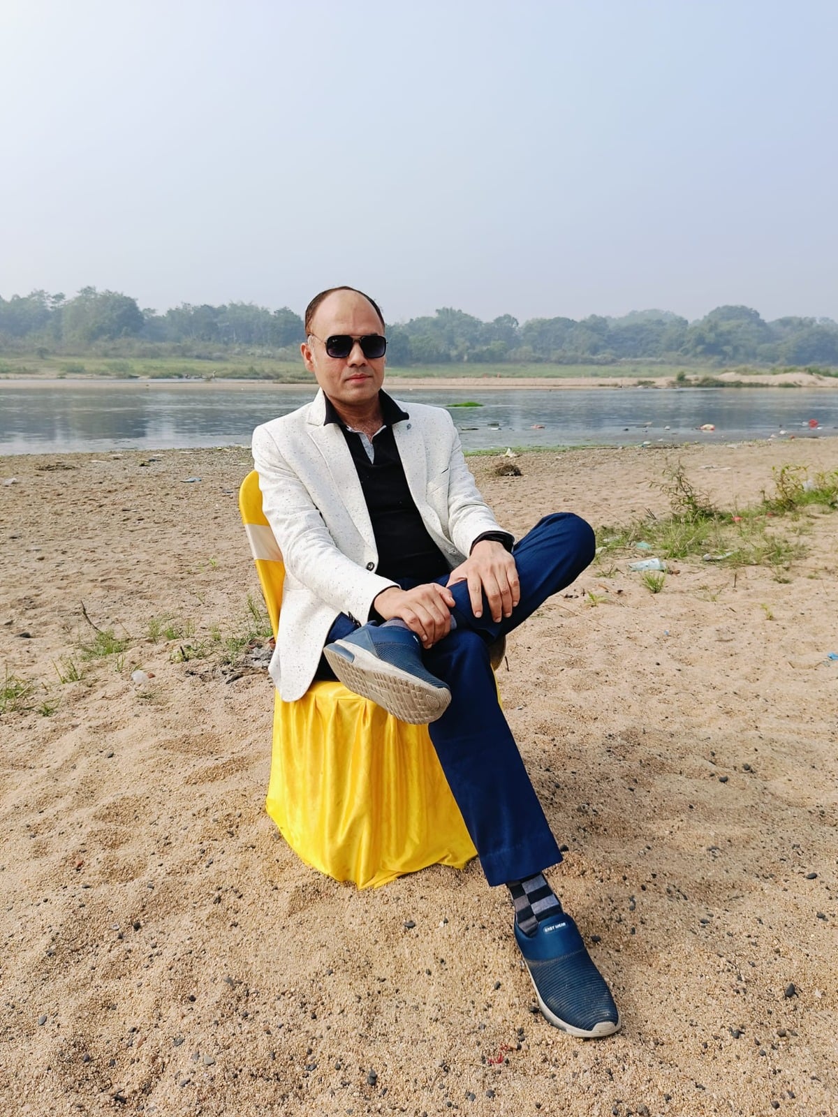 बैंकमोड़ निशा मर्डर कांड : संदेही ब्रांच मैनेजर नीरज आनंद घर में मोबाइल रख किया स्विच ऑफ और हो गया फरार