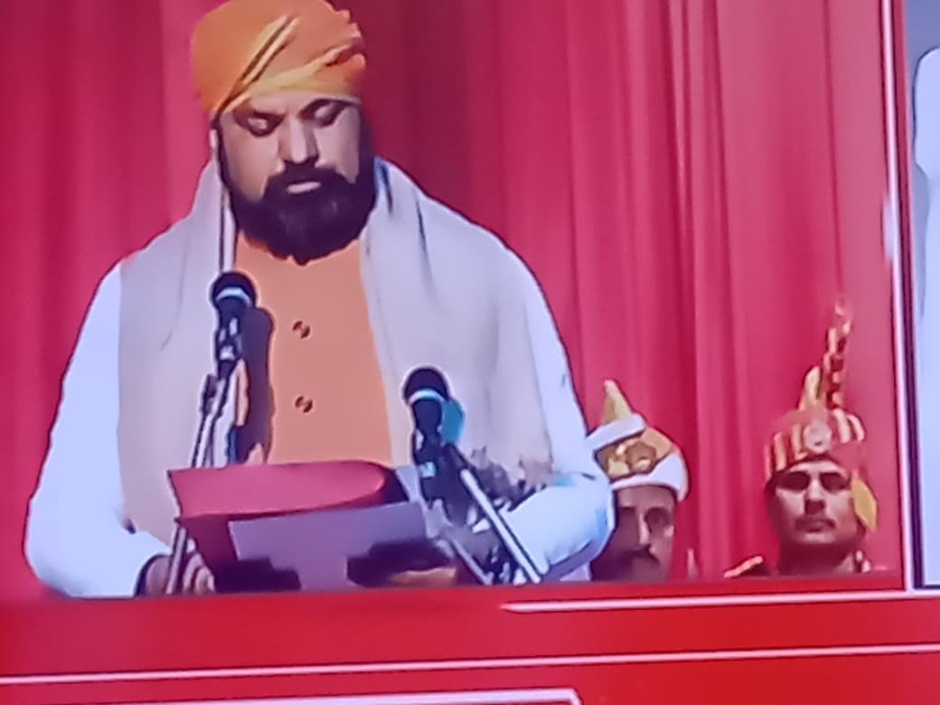 मुख्यमंत्री नीतीश कुमार 9वीं बार बनें बिहार के मुख्यमंत्री. कई मंत्रियों ने ली शपथ, मंत्रिमंडल में जातीय समीकरण का रखा गया ख्याल , पढ़िए .