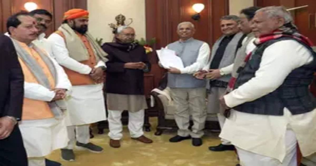 अंदर पगड़ीधारी सम्राट और बाहर ऑपरेशन चिराग! मोदी के चक्रव्यूह में सीएम नीतीश!  सियासी सफर पर विराम या बिहार को एक पलटी का इंतजार