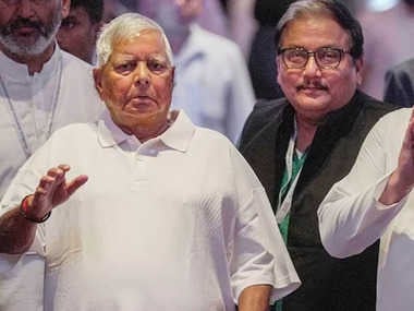 बिहार: नीतीश के जाने के बाद भी एनडीए और 40 लोकसभा सीटों के बीच क्या दीवार बन खड़े दिख रहे लालू प्रसाद यादव?