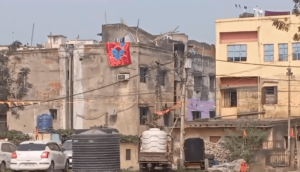 जमशेदपुर : गर्मी की धमक से पहले शुरु हुई पानी की किल्लत, इन इलाकों में लोगों की बढ़ी परेशान