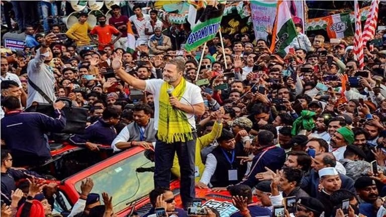 बढ़ते कारवें के बीच राहुल की डूबती किस्मत !  देखिये कैसे झारखंड में जारी सियासी तूफान में सुर्खियों से गायब हुआ भारत जोड़ो न्याय यात्रा