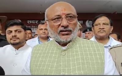 राजभवन पर लगे आरोप पर बोले राज्यपाल राधाकृष्णन , हेमंत सोरेन ने खुद सौंपा था इस्तीफा, गिरफ्तारी में उनकी नहीं कोई भूमिका