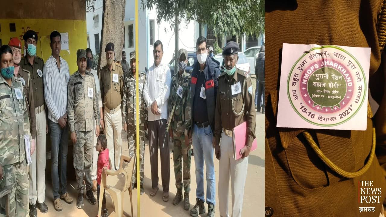 बैच लगा कर काम करते कर्मियों ने यूं खींचा सरकार का ध्यान, पूछा वादा पूरा करने में देर क्यों