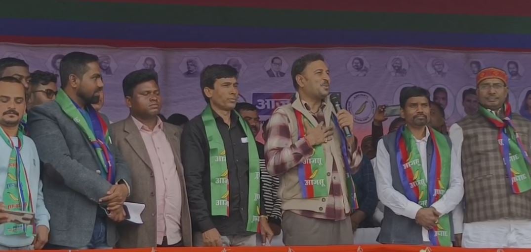 प्रतापपुर में आजसू का महासम्मेलन, सुदेश महतो ने मौज़ूदा चंपाई सोरेन की सरकार को बताया, भ्रष्टाचार पार्ट -2 की सरकार