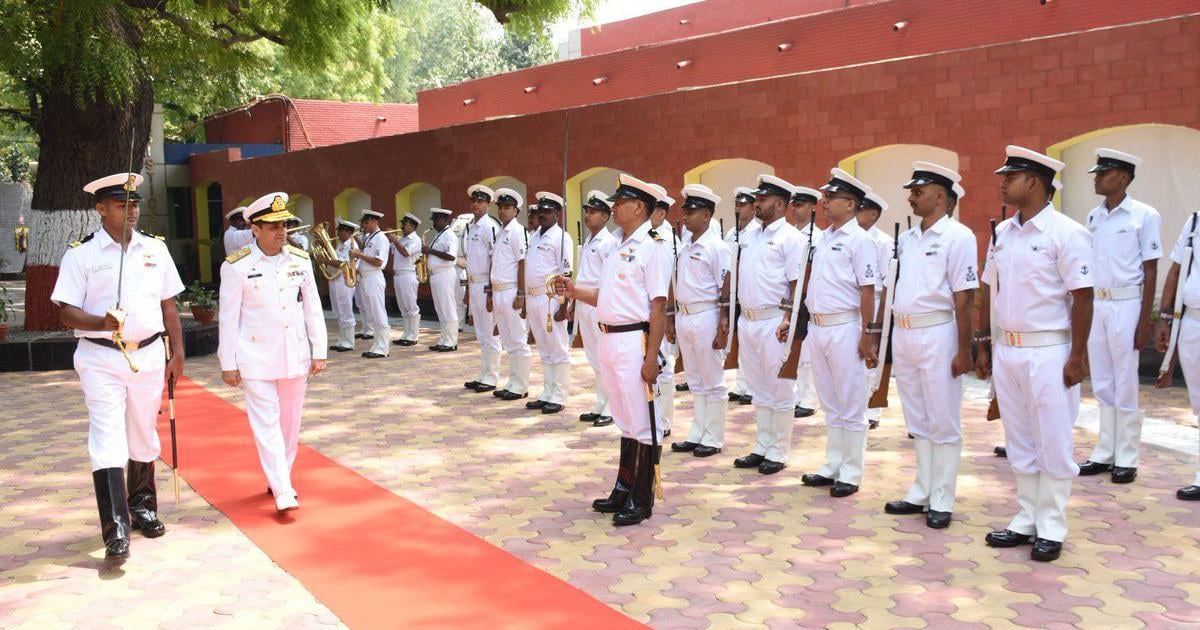 Indian Coast Guard Recruitment: इंडियन कोस्ट गार्ड ने असिस्टेंट कमांडेंट के पदों पर निकाली भर्ती, 15 फरवरी से करें अप्लाई