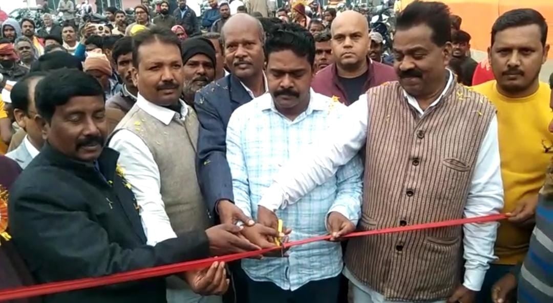 देवघर:कृषि मेला का उद्देश्य किसानों का विकास या महज खानापूर्ति! कहीं ये फंड खपाने की योजना तो नहीं, पढ़ें क्यों उम्मीद से कम पहुंचे किसान