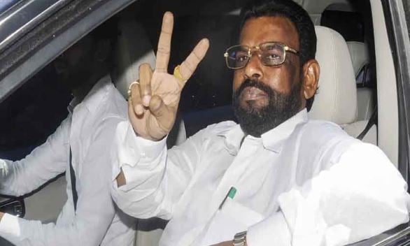 मंत्री नहीं बनाए जाने से नाराज लातेहार विधायक बैधनाथ राम, अपनी पार्टी जेएमएम को ही दे डाला दो दिन का अल्टिमेटम, पढ़िए